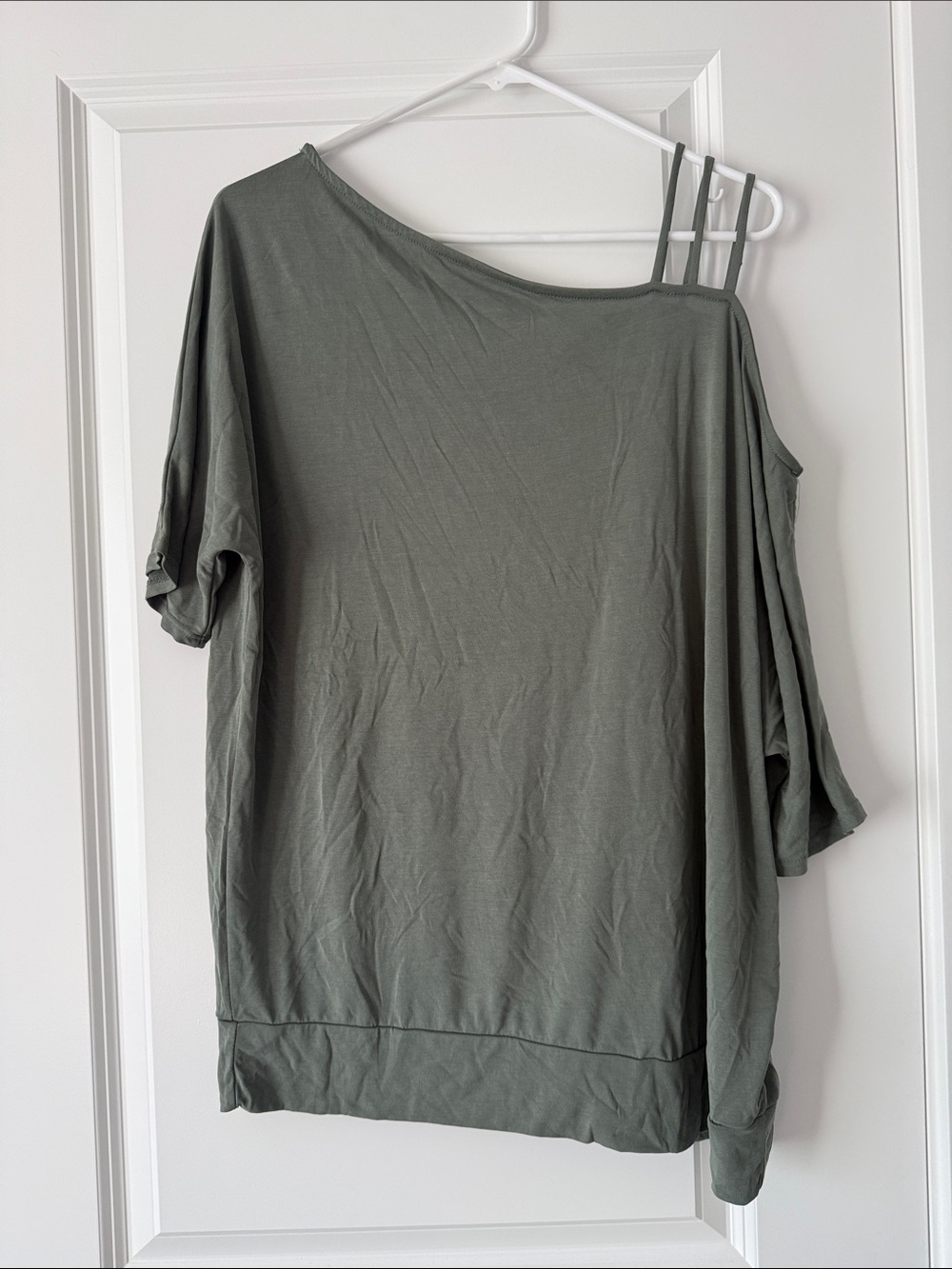 Three-Strap off the shoulder Shoulder Olive Tee